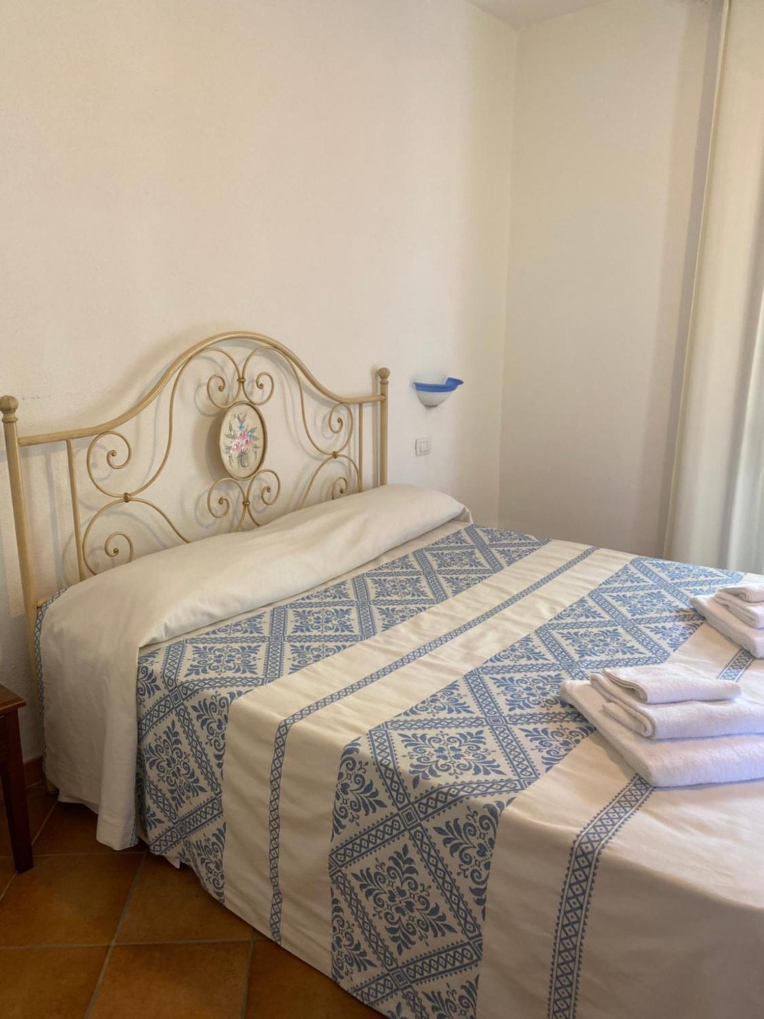 Case Vacanze Villa Rosita San Teodoro  Exterior foto